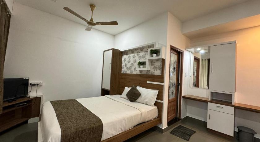 Honeyrock Farm Resort by Skybz - image 16