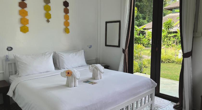 Image of Superior Bungalow 0