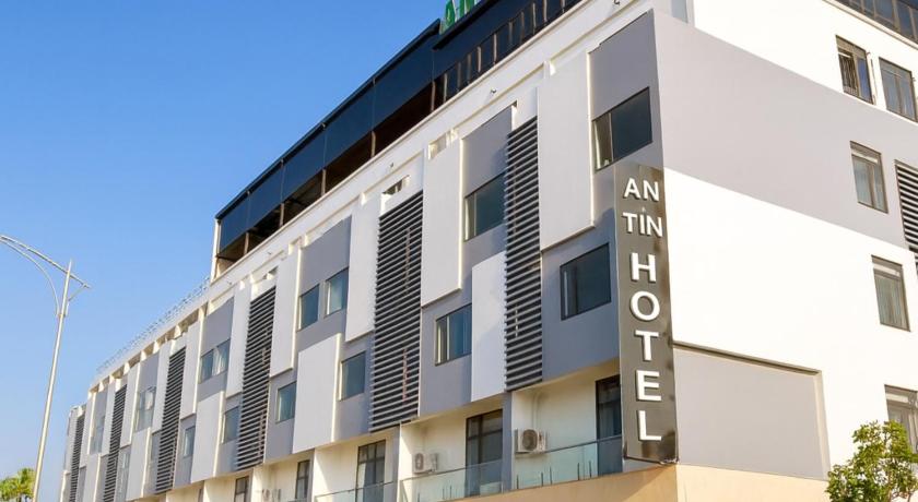 An Tin Hotel - image 14