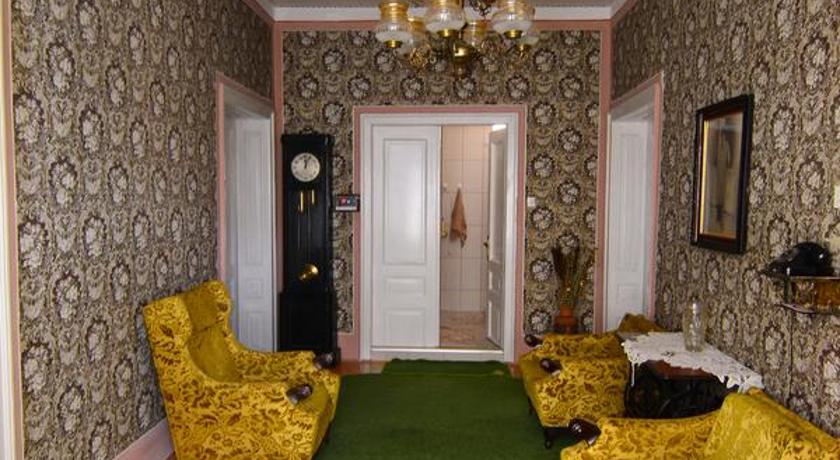 Guest House Antika photo