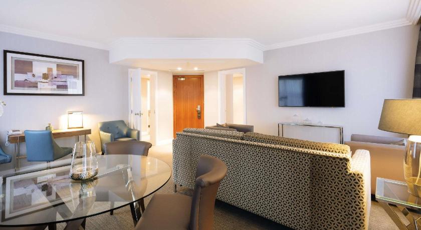 Image of Prestige Suite with 1 Queen Bed 6