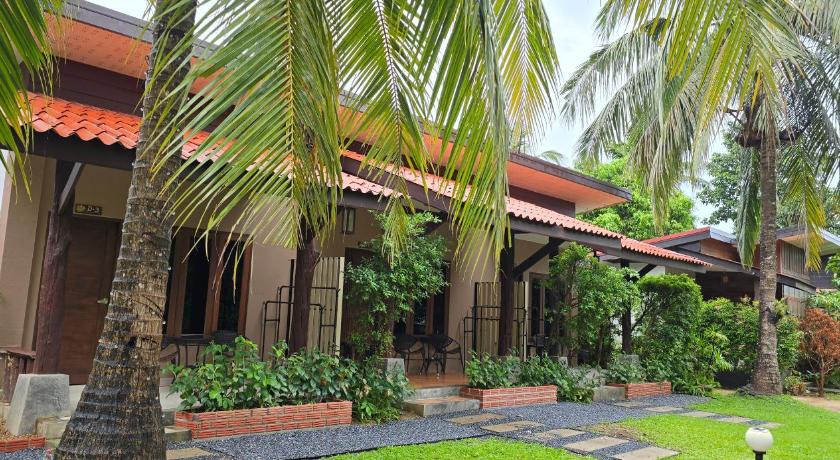 Baan Suan Rim Klong Resort - image 31