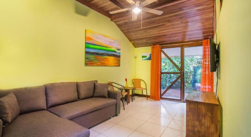 Image of Three Bedroom Jungle Beach House 6