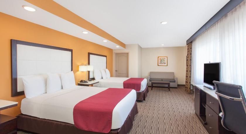 Ramada by Wyndham Culver City