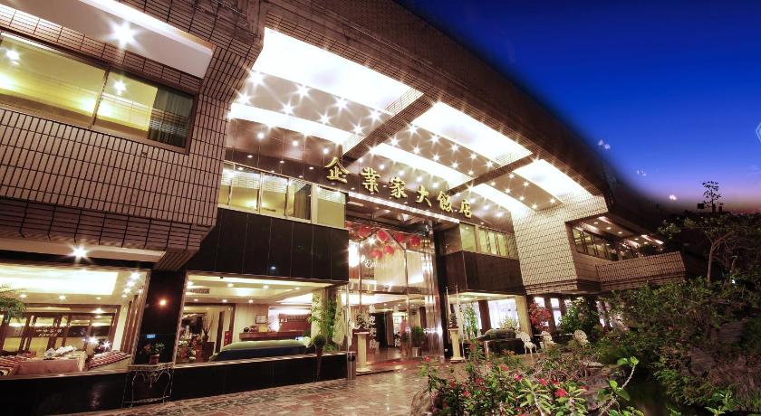 The Enterpriser Hotel - image 9