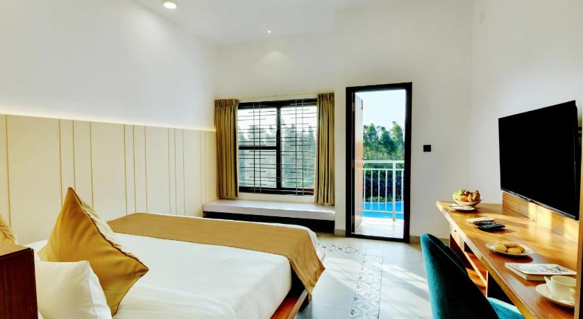 Superior King Room