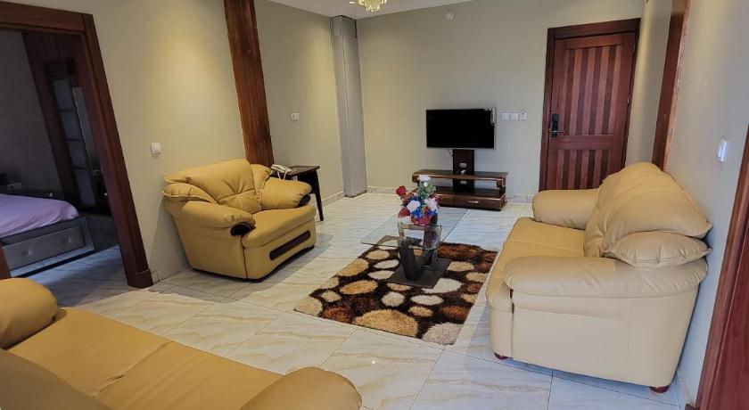Image of Deluxe Family Suite 1