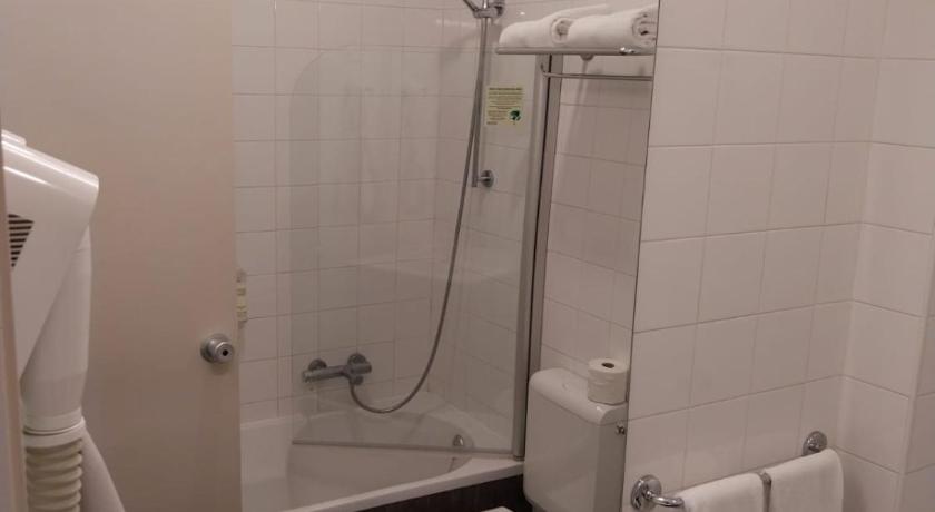 Image of Standard Single Room 5