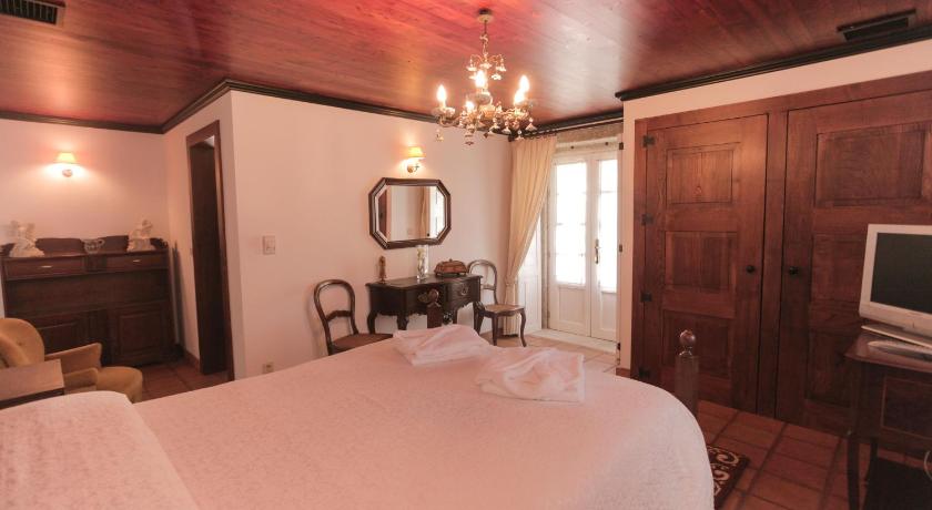รูปของห้องพักเตียงใหญ่ วิวสวน (Garden View Double Room) 0