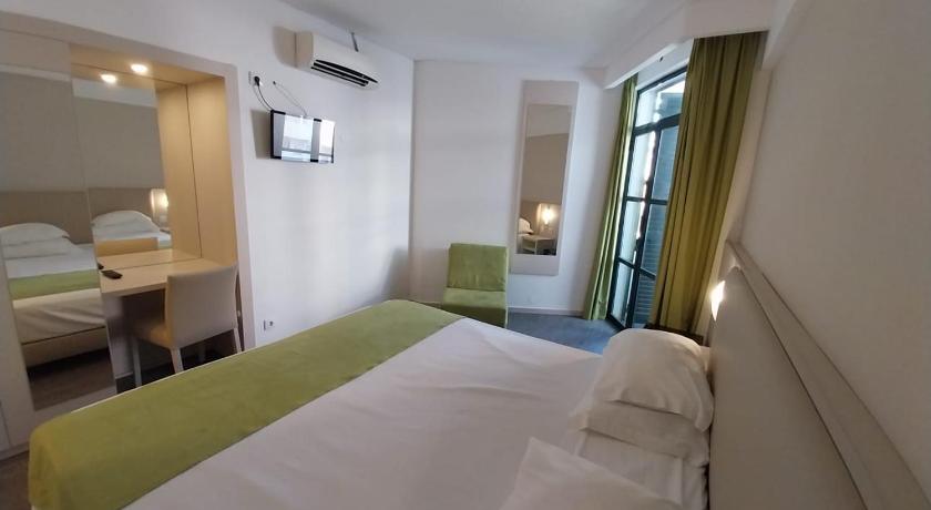 ヴィラ・レアル・デ・サント・アントニオ Hotel Navegadores 4つ星 ホテル 眺望