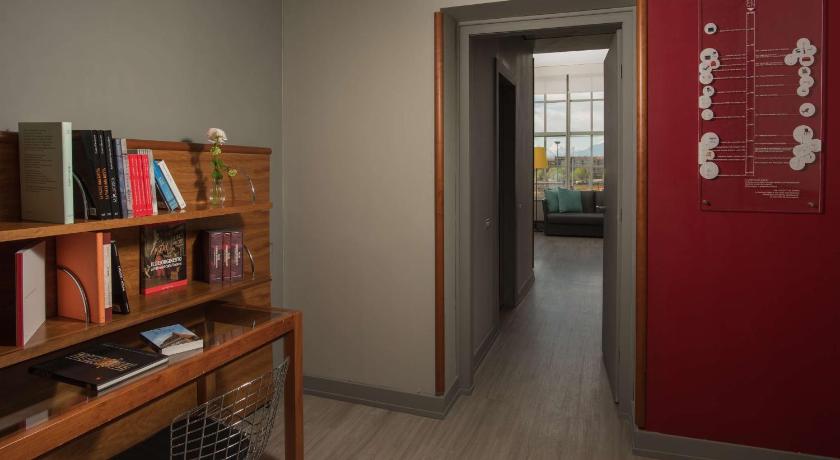Image of Suite 15