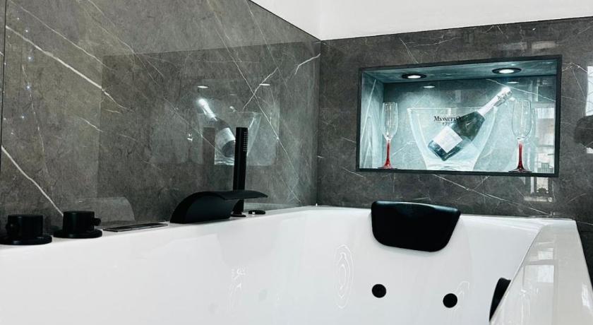 로마 Suite AeF Lido di Ostia 4성급 싱글룸 수영장