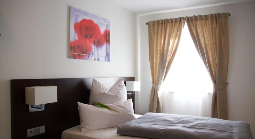 Hotel im Ried photo
