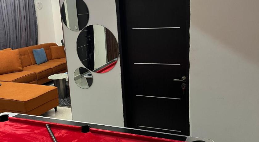 Roak Hotels and Apartments