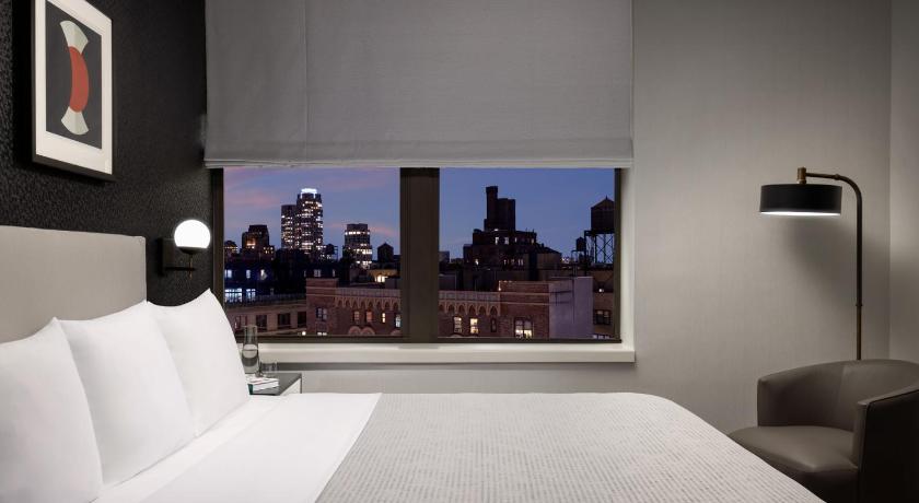 Фото: Broadway View Deluxe King 8