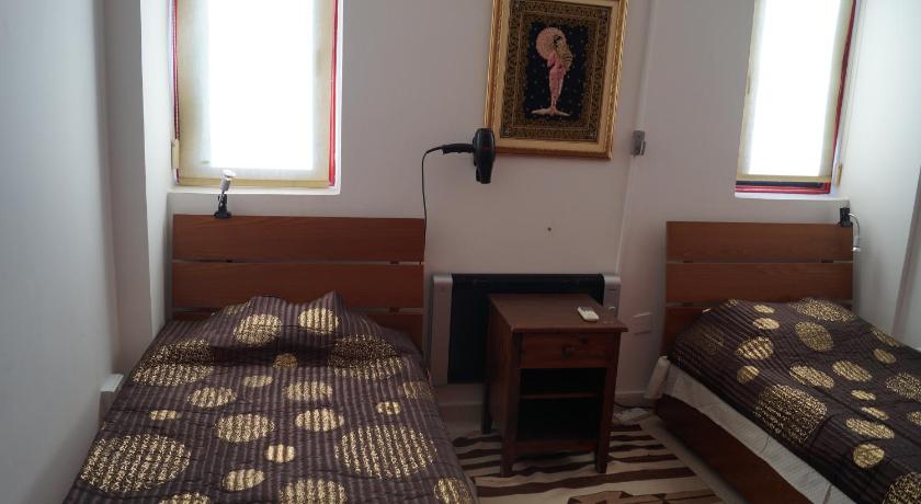 Destalo Court Larnaca Apartment — Hotel in Larnaca