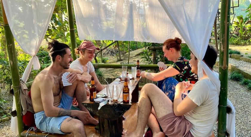 Pemsee's Tree Town - Eco Treehouse Hostel — Chitwan (4)