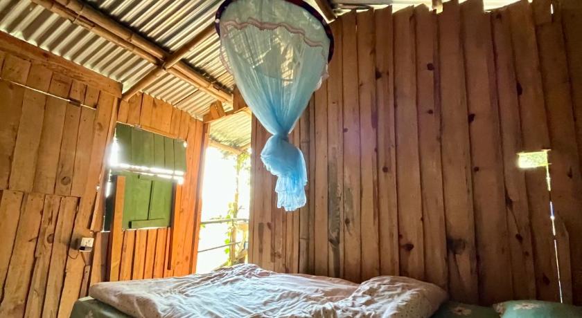 Pemsee's Tree Town - Eco Treehouse Hostel — Chitwan (2)