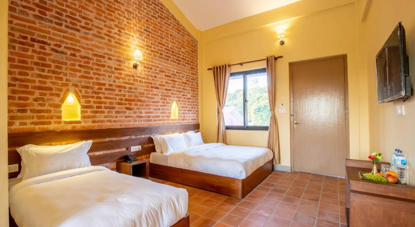 Badreni Jungle Resort, Sauraha — Chitwan (2)