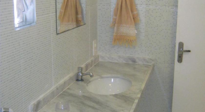 Imagem de Quarto Duplo com Casa de Banho Privativa (Double Room with Private Bathroom) 7