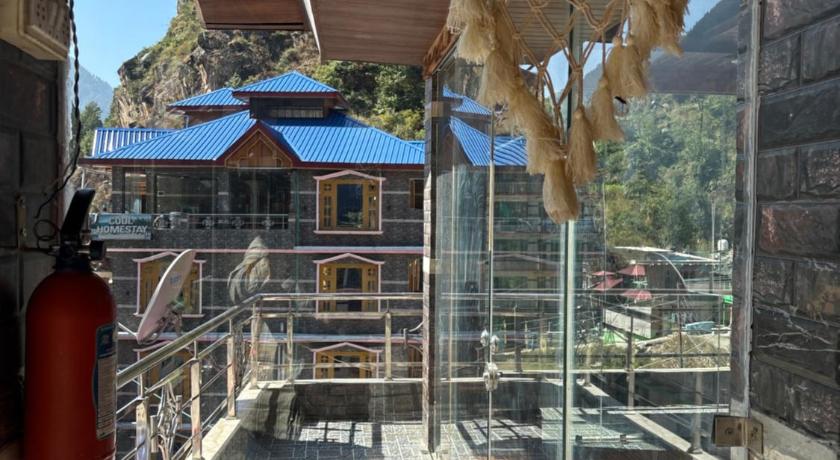 Being Himalayan Chojh