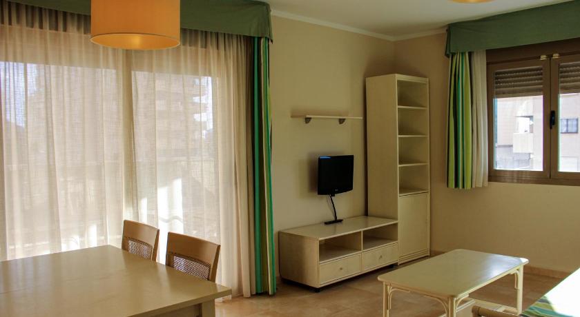Image of Two-Bedroom Apartment Silver 17