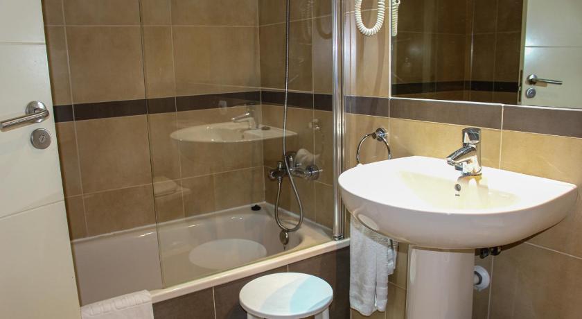Image of One-Bedroom Apartment (2 Adults + 1 Child) 11