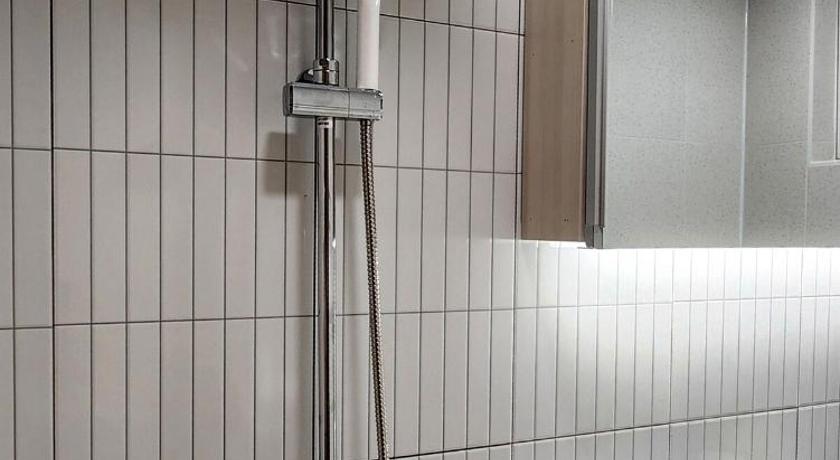 서울 Howl's house 숙소 로비