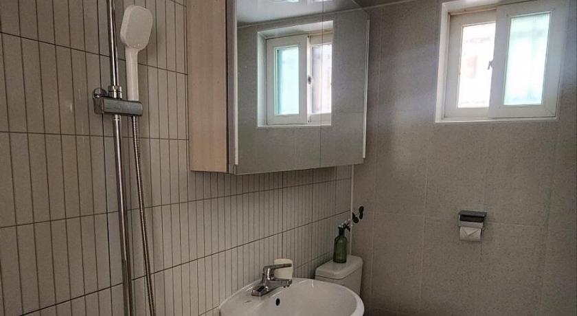 서울 Howl's house 숙소 외관