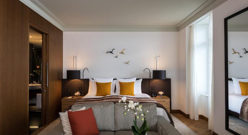 Image of Heritage Lake View Deluxe 3
