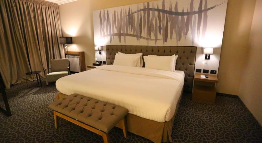 Image of Deluxe Room 1