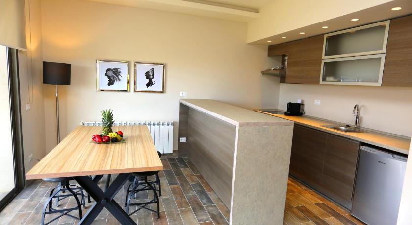 Image of Deluxe Chalet 3