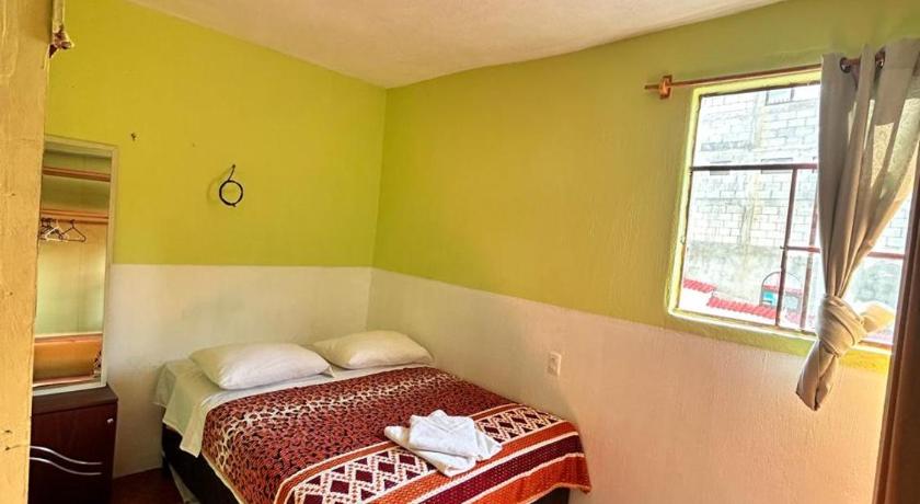 Imagen de Habitación Triple Confort con ducha (Comfort Triple Room with Shower) 9