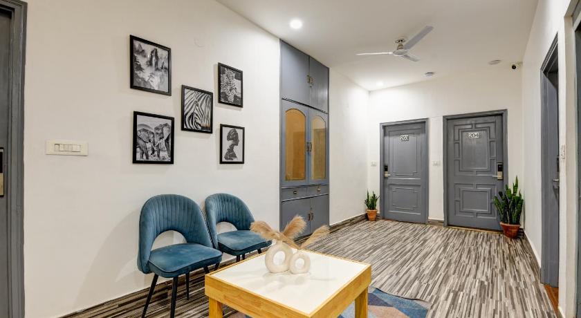 Gallivanto Inn - Rohini - image 11