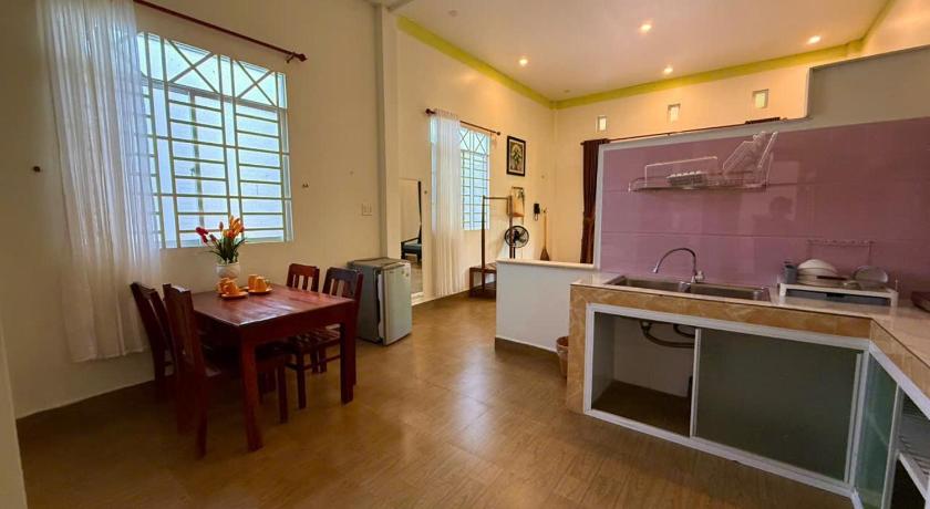 Image of Superior Bungalow 8