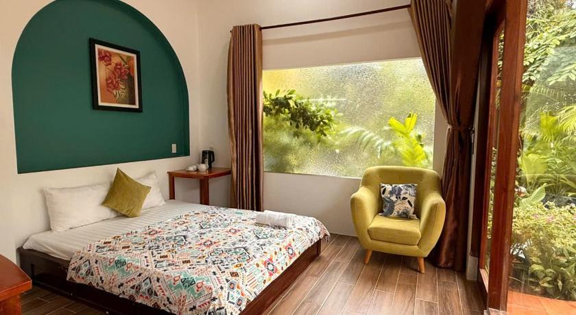 Image of Standard Bungalow Double 3
