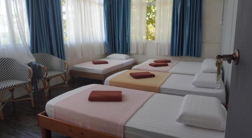 Immagine di Camera Matrimoniale/Doppia con Letti Singoli (Double or Twin Room) 4