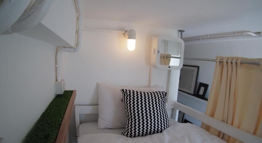 Image of Bed in 4-Bed Mixed Dormitory Room 7