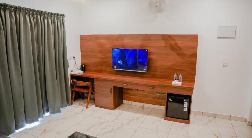 Ethnic Chalet Villa Wayanad - image 47