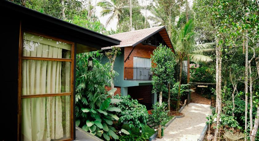 Ethnic Chalet Villa Wayanad - image 39