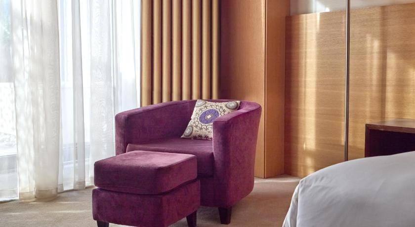 Image of Club Deluxe Twin Room 8