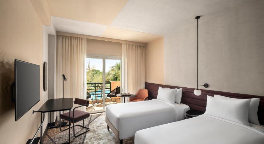 Image of Superior Room With 2 Single Beds 0