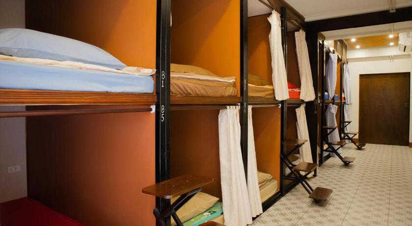 Image of Bunk Bed in Mixed Dormitory Room 1