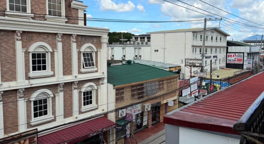 Image of Studio with Balcony 16