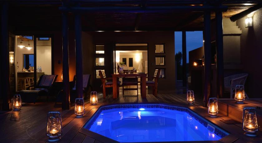 iKhaya LamaDube Game Lodge