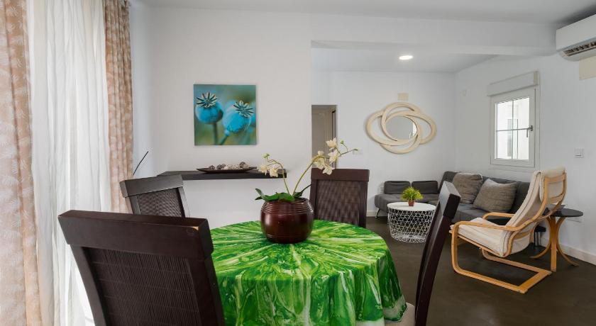 塞维利亚 Moderno Y Luminoso Apartamento 3星级 单人房 大堂