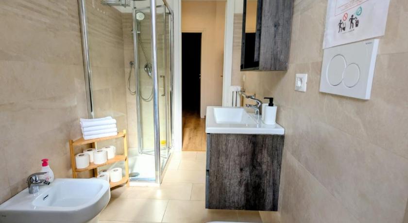 로마 Vatican Family Apartment 4성급 싱글룸 수영장