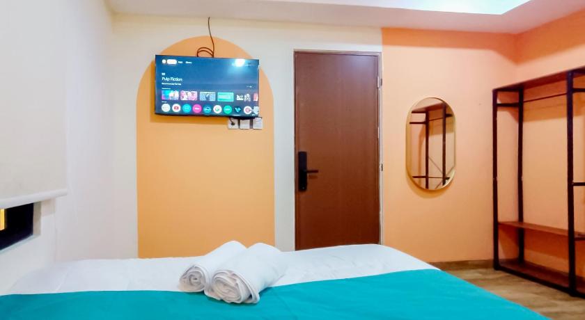 SANS FYBED Hotel Semarang - image 35