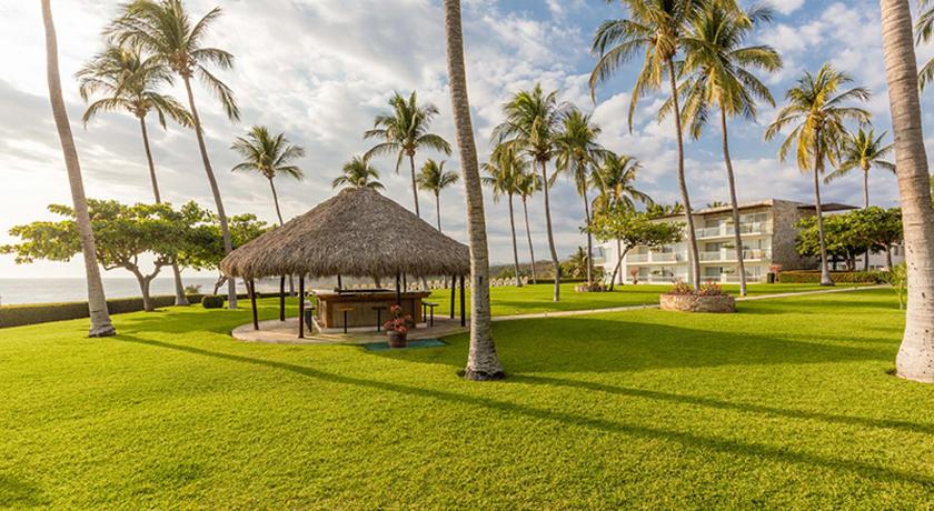 Image of Superior Double Room with Two Double Beds 4