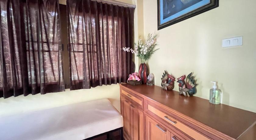 Image of Suite with Spa Bath 14